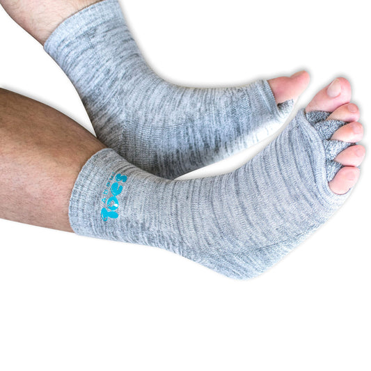 Toe Separator Socks - Bamboo Foot Alignment Socks for Women & Men - Toe Separators for Plantar Fasciitis Bunions - Yoga Sports Gym Massage Toe Spacer Socks for Foot Alignment - Pedicure Socks